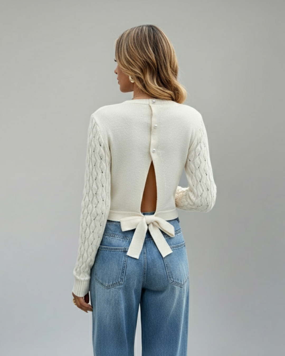 Bow-Back Knit